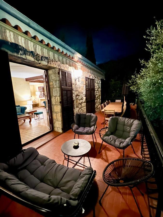 Entre Nice Et Monaco Grande Villa Avec Piscine Privee 12 Personnes Drap Bagian luar foto
