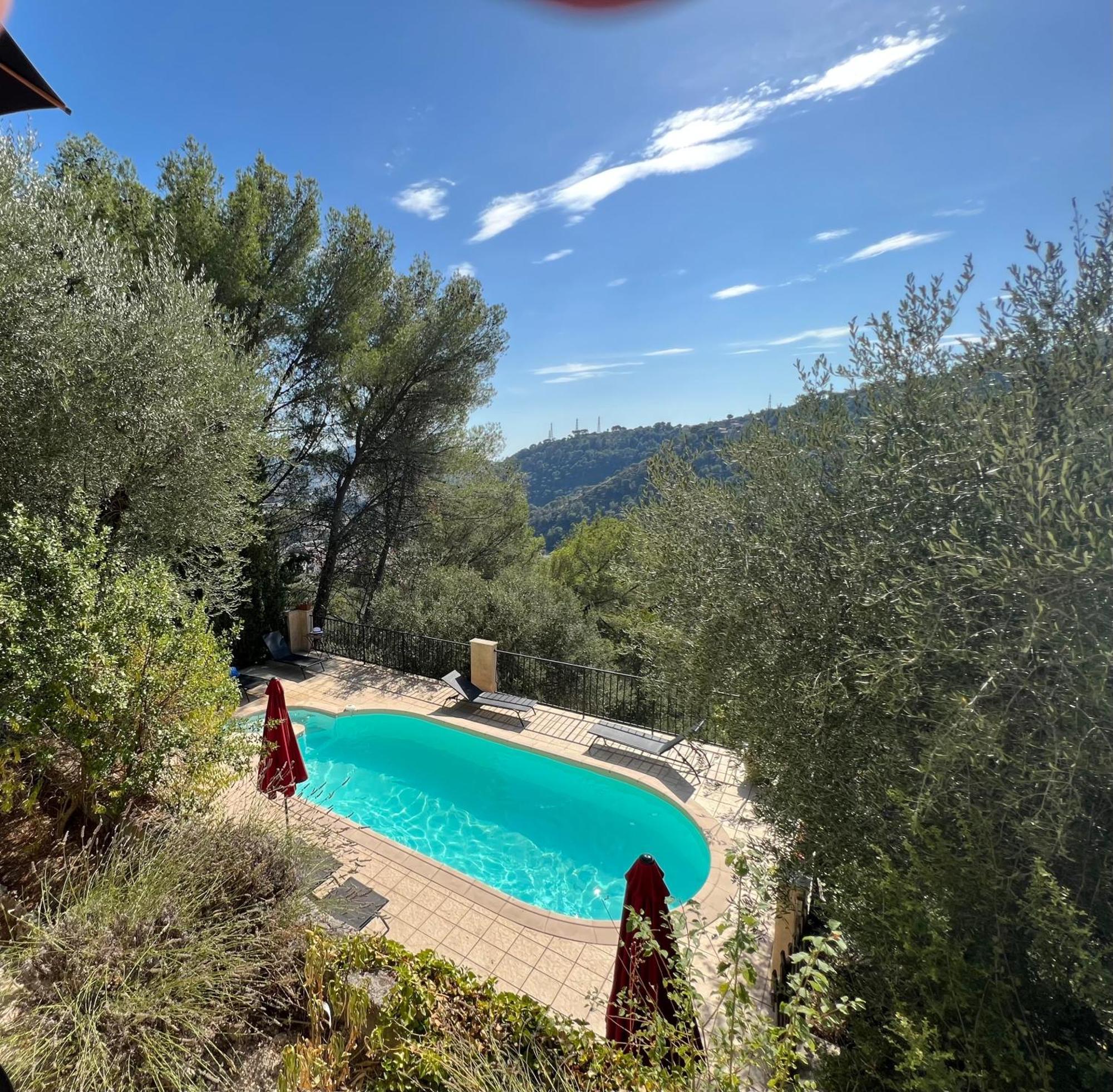 Entre Nice Et Monaco Grande Villa Avec Piscine Privee 12 Personnes Drap Bagian luar foto